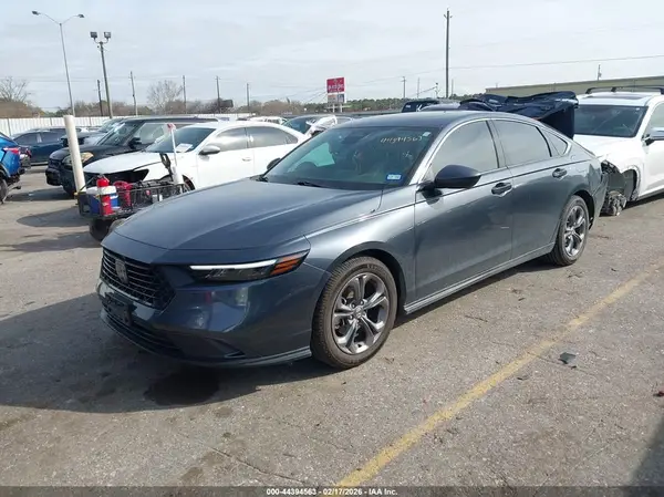 1HGCY1F3XRA018804 2024 HONDA ACCORD - Image 2
