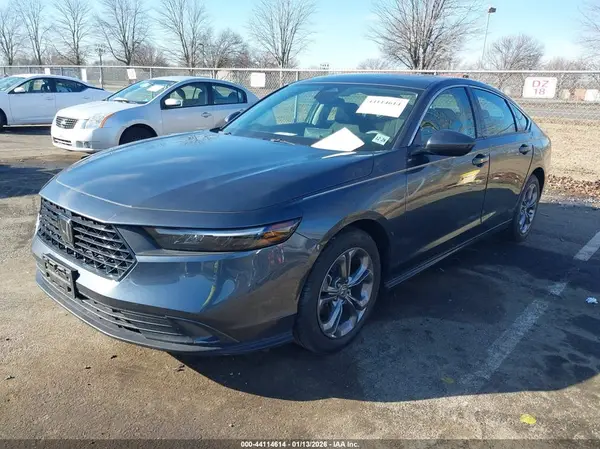 1HGCY1F3XRA020486 2024 HONDA ACCORD - Image 2