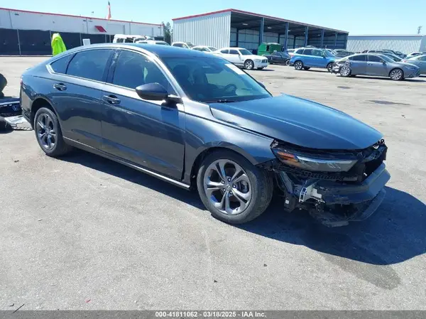 1HGCY1F3XRA024781 2024 HONDA ACCORD - Image 1