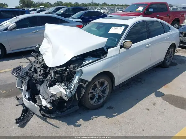 1HGCY1F3XRA025543 2024 HONDA ACCORD - Image 2