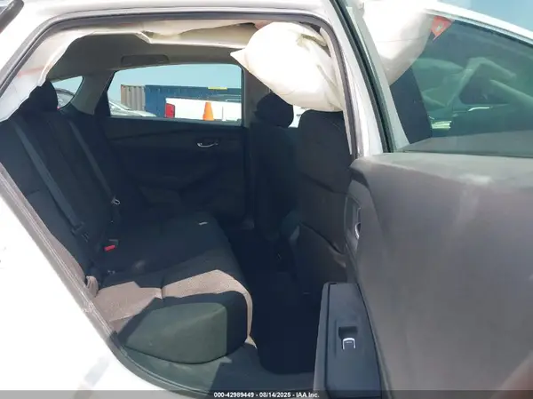 1HGCY1F3XRA025543 2024 HONDA ACCORD - Image 8