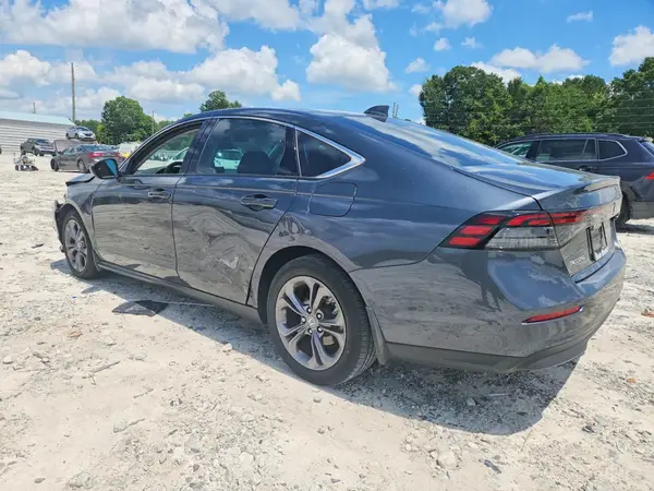 1HGCY1F3XRA027244 2024 HONDA ACCORD - Image 2