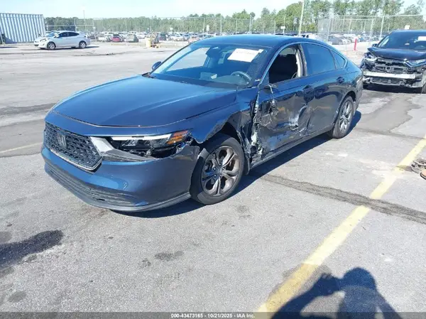 1HGCY1F3XRA028619 2024 HONDA ACCORD - Image 2