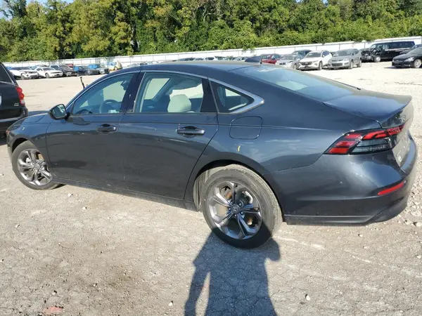 1HGCY1F3XRA037479 2024 HONDA ACCORD - Image 2