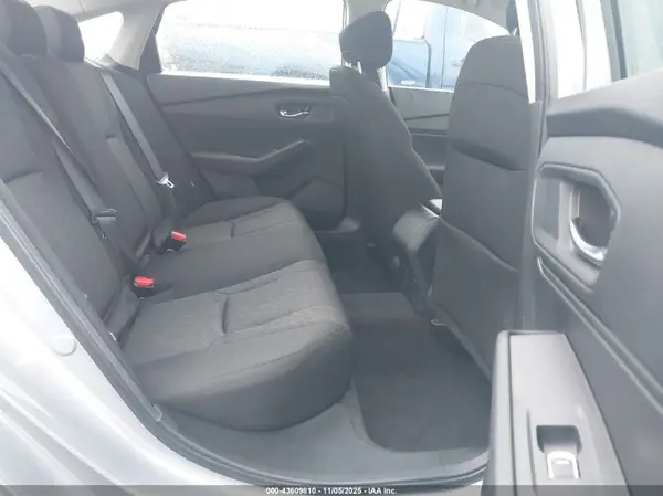 1HGCY1F3XRA048952 2024 HONDA ACCORD - Image 8