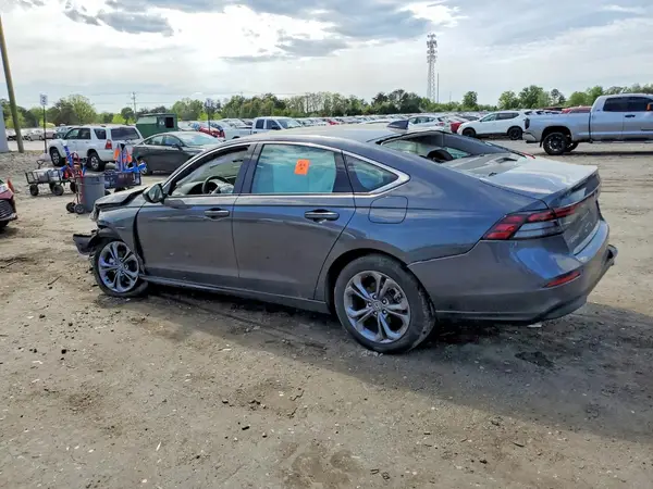 1HGCY1F3XRA063807 2024 HONDA ACCORD - Image 2