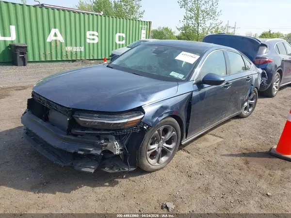 1HGCY1F3XRA066206 2024 HONDA ACCORD - Image 2