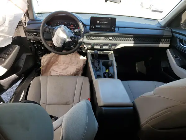 1HGCY1F3XRA068389 2024 HONDA ACCORD - Image 8