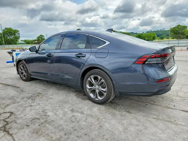1HGCY1F3XRA079392 2024 HONDA ACCORD - Image 2