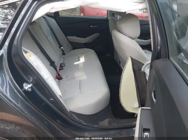 1HGCY1F3XRA083135 2024 HONDA ACCORD - Image 8