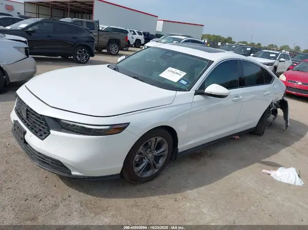 1HGCY1F3XRA083510 2024 HONDA ACCORD - Image 2