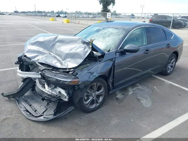 1HGCY1F3XRA087962 2024 HONDA ACCORD - Image 2