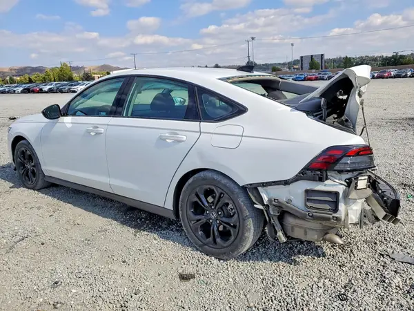 1HGCY1F40SA005851 2025 HONDA ACCORD - Image 2
