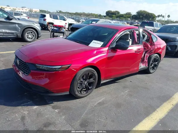 1HGCY1F40SA014517 2025 HONDA ACCORD - Image 2