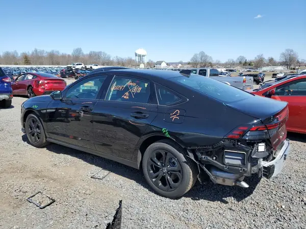1HGCY1F40SA018051 2025 HONDA ACCORD - Image 2