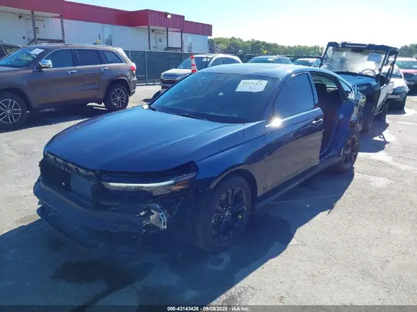 1HGCY1F40SA026389 2025 HONDA ACCORD - Image 2