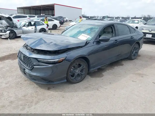 1HGCY1F40SA039272 2025 HONDA ACCORD - Image 2