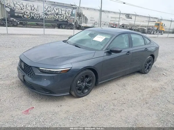 1HGCY1F40SA040339 2025 HONDA ACCORD - Image 2