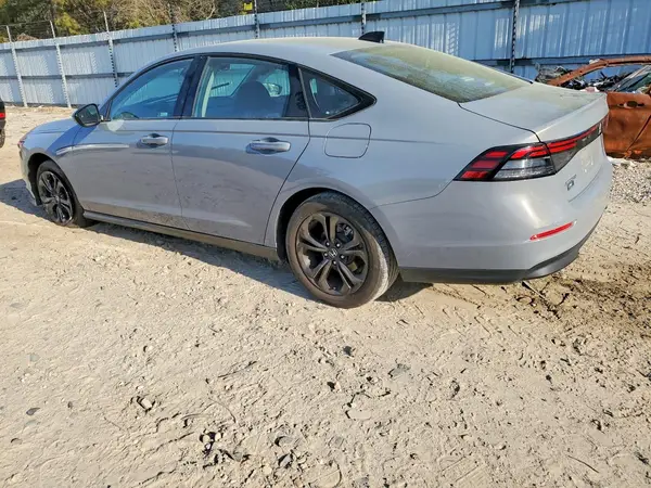 1HGCY1F40SA046447 2025 HONDA ACCORD - Image 2