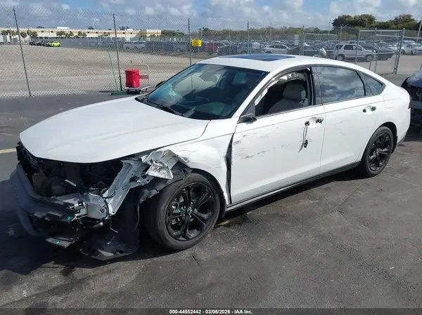 1HGCY1F40SA055570 2025 HONDA ACCORD - Image 2