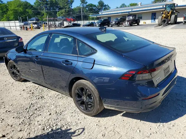 1HGCY1F40SA061143 2025 HONDA ACCORD - Image 2