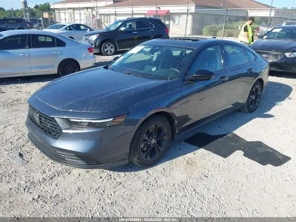 1HGCY1F41SA002750 2025 HONDA ACCORD - Image 2