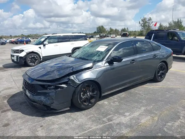 1HGCY1F41SA017555 2025 HONDA ACCORD - Image 2