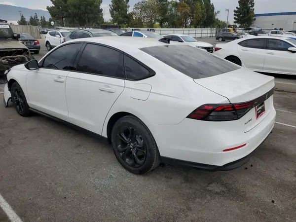 1HGCY1F41SA055836 2025 HONDA ACCORD - Image 2