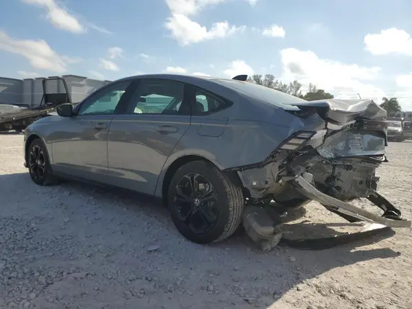 1HGCY1F42SA003471 2025 HONDA ACCORD - Image 2