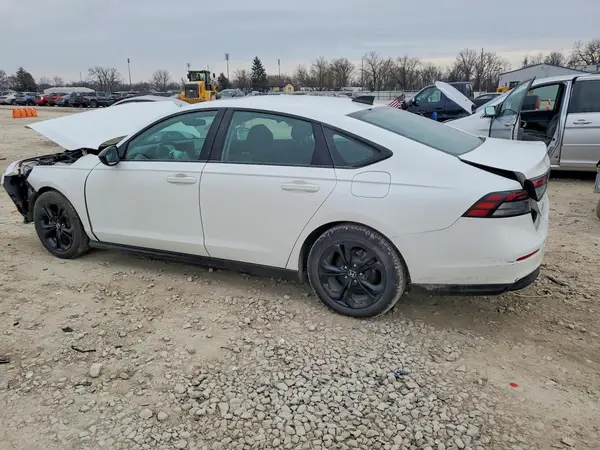 1HGCY1F42SA010534 2025 HONDA ACCORD - Image 2