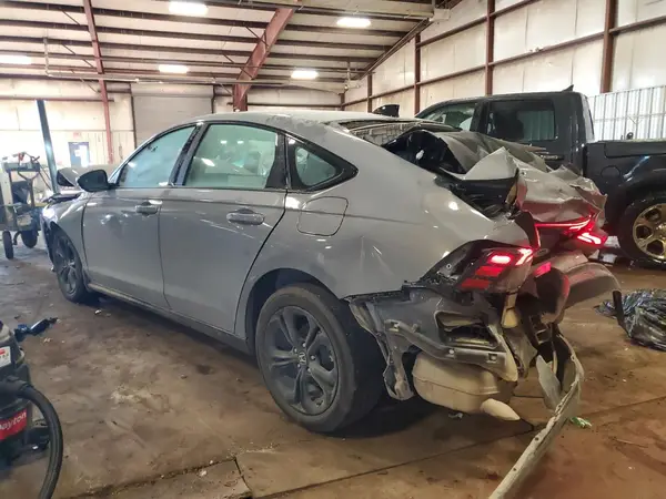 1HGCY1F42SA011487 2025 HONDA ACCORD - Image 2