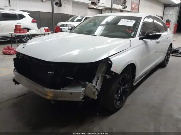 1HGCY1F42SA014924 2025 HONDA ACCORD - Image 2