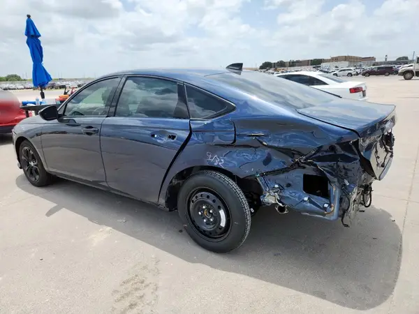 1HGCY1F42SA028421 2025 HONDA ACCORD - Image 2
