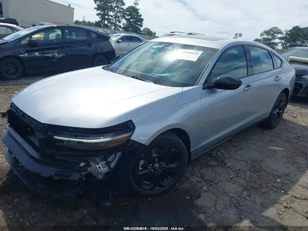 1HGCY1F42SA033277 2025 HONDA ACCORD - Image 2