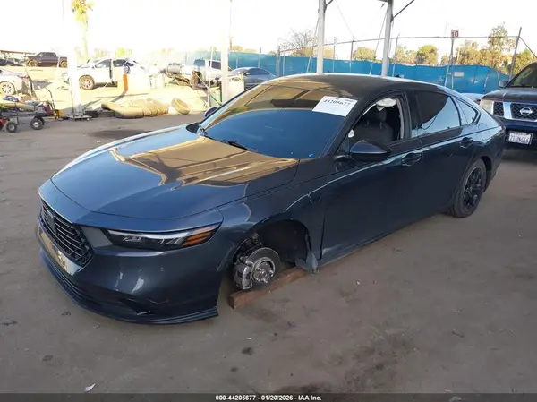 1HGCY1F42SA055683 2025 HONDA ACCORD - Image 2