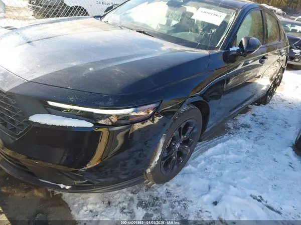 1HGCY1F42SA067543 2025 HONDA ACCORD - Image 2