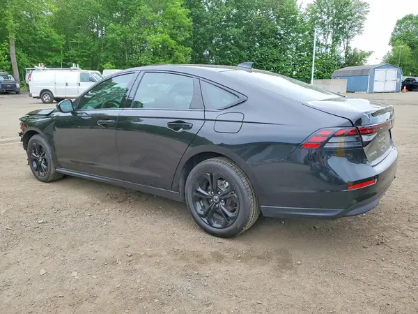 1HGCY1F42SA081927 2025 HONDA ACCORD - Image 2