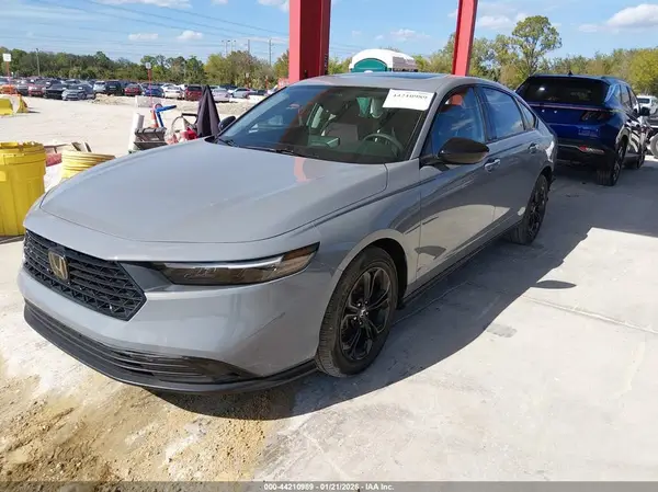 1HGCY1F43SA078180 2025 HONDA ACCORD - Image 2