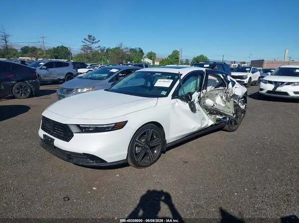 1HGCY1F44TA002694 2026 HONDA ACCORD - Image 2