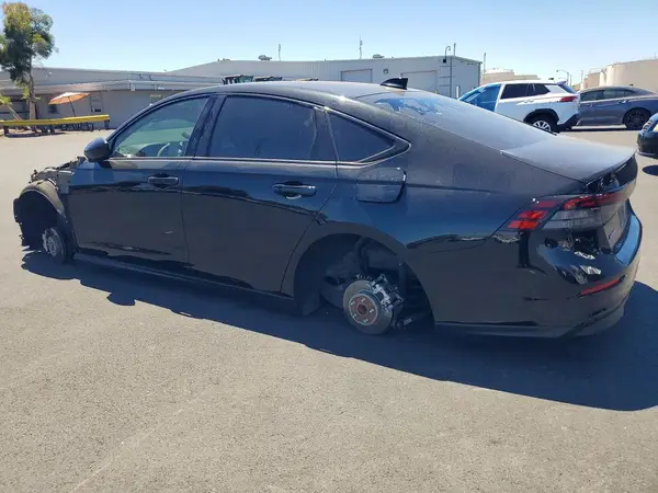 1HGCY1F45SA013797 2025 HONDA ACCORD - Image 2
