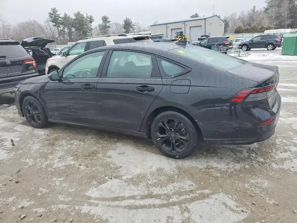 1HGCY1F45SA014853 2025 HONDA ACCORD - Image 2