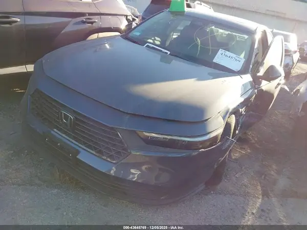 1HGCY1F45SA036190 2025 HONDA ACCORD - Image 2