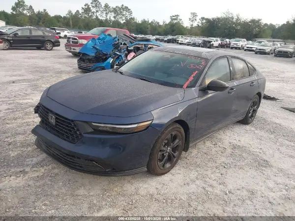 1HGCY1F45SA042281 2025 HONDA ACCORD - Image 2