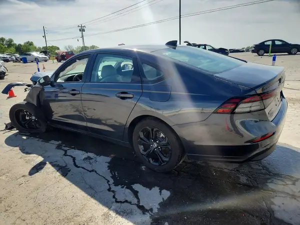 1HGCY1F45SA061865 2025 HONDA ACCORD - Image 2