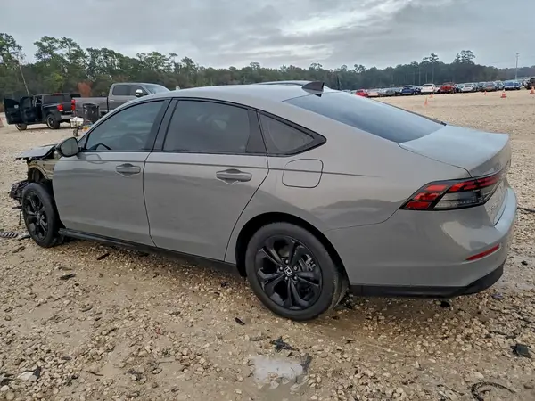 1HGCY1F45SA072719 2025 HONDA ACCORD - Image 2