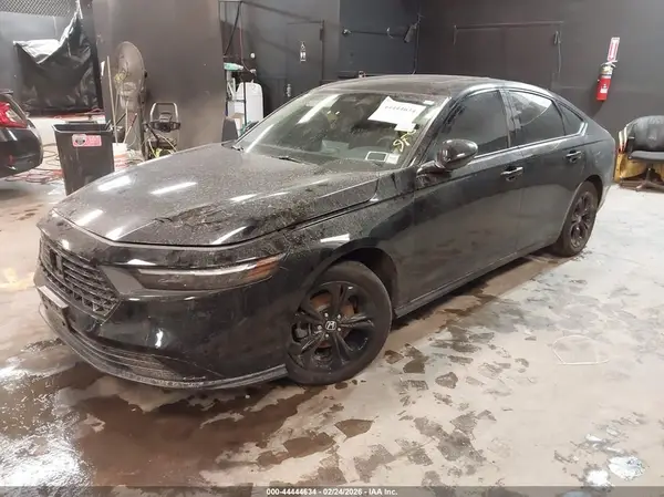 1HGCY1F46SA009001 2025 HONDA ACCORD - Image 2