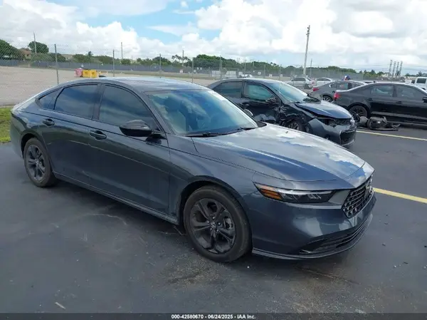 1HGCY1F46SA018183 2025 HONDA ACCORD - Image 1