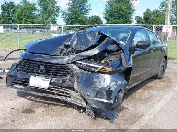 1HGCY1F46SA033525 2025 HONDA ACCORD - Image 2