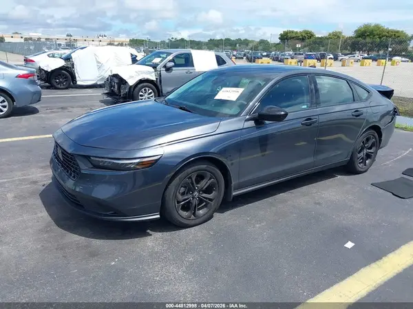 1HGCY1F46SA037932 2025 HONDA ACCORD - Image 2