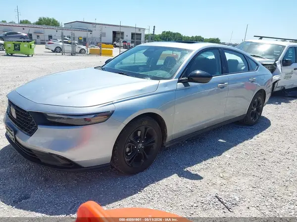 1HGCY1F46SA062975 2025 HONDA ACCORD - Image 2